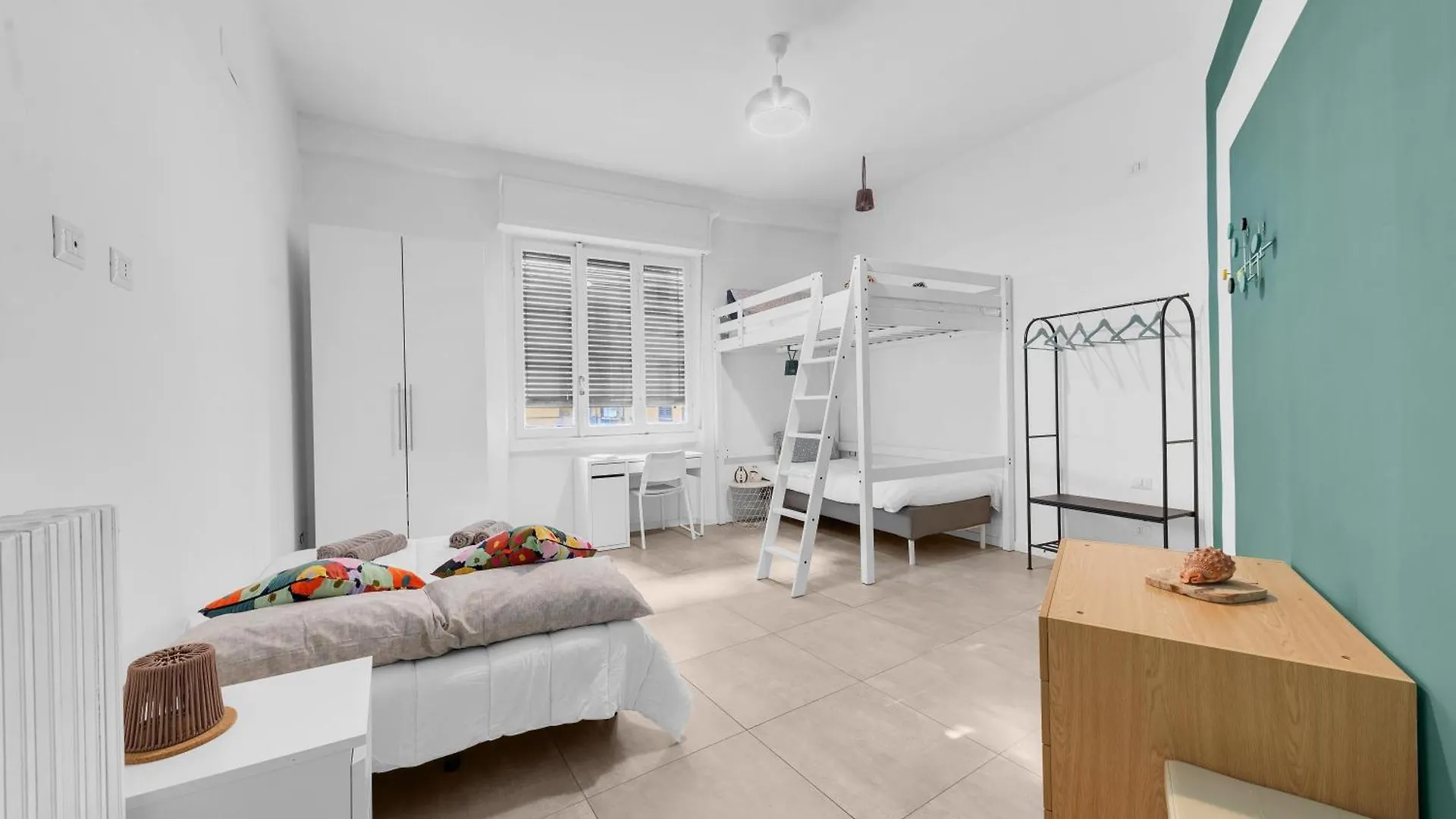 Apartment Mo117 -Loreto- Duomo-Large - View Of Milan - Italy